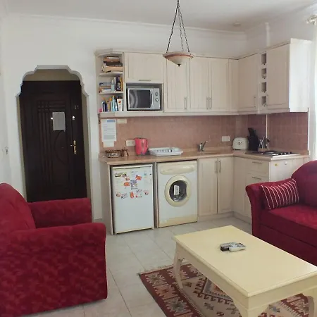 Brooklands 1 Dublex Apartment *